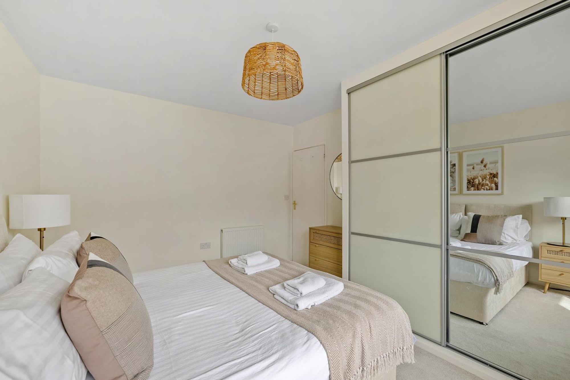 Modern Homely 3 Bed In Central Plymouth W Parking Extérieur photo