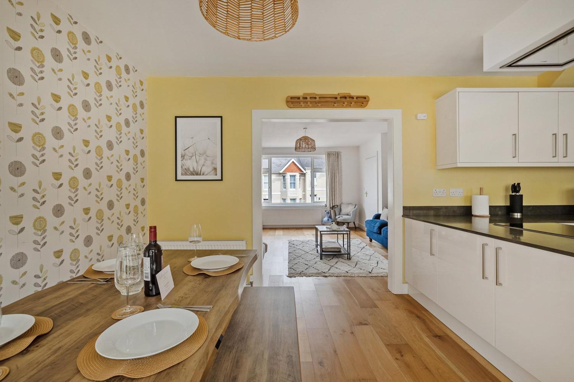 Modern Homely 3 Bed In Central Plymouth W Parking Extérieur photo