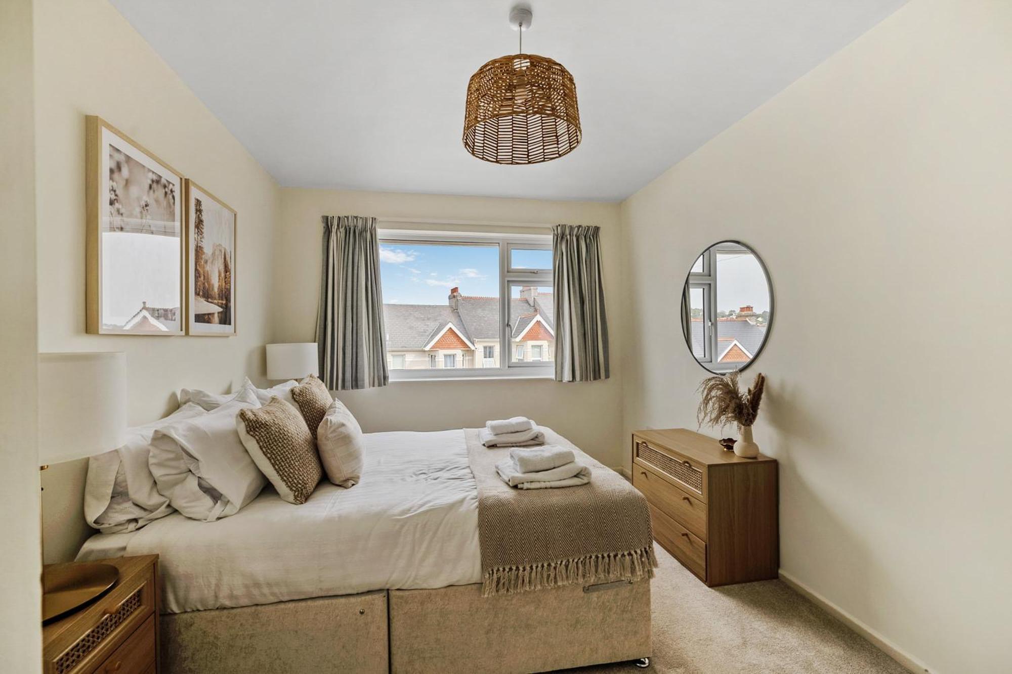 Modern Homely 3 Bed In Central Plymouth W Parking Extérieur photo