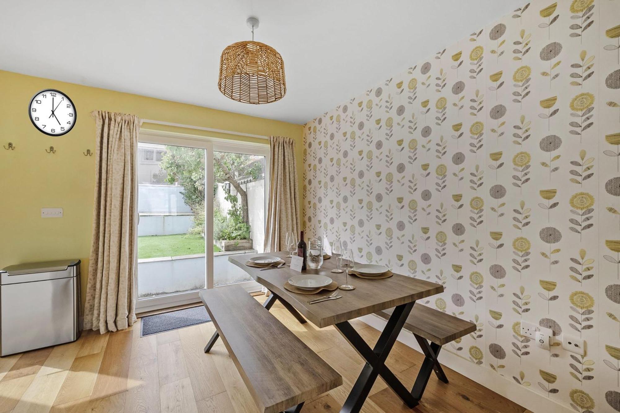 Modern Homely 3 Bed In Central Plymouth W Parking Extérieur photo